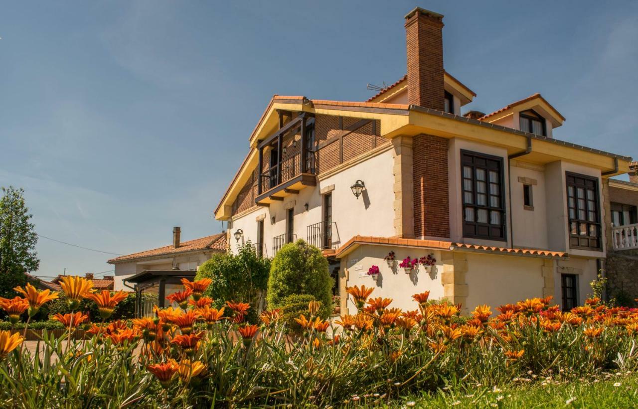 Posada Marina Suances Zewnętrze zdjęcie